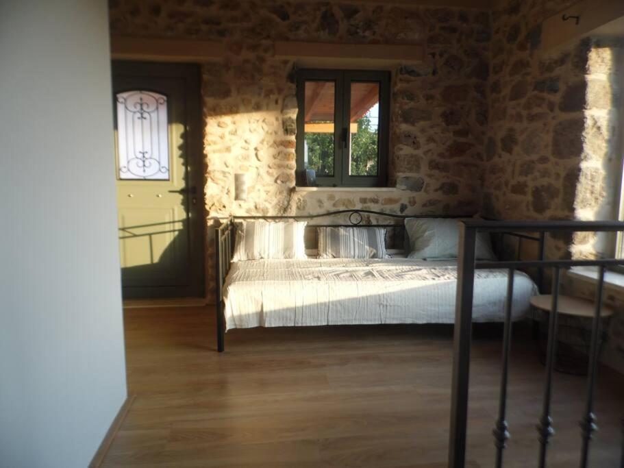 Villa Alonia Kalamata Exterior photo